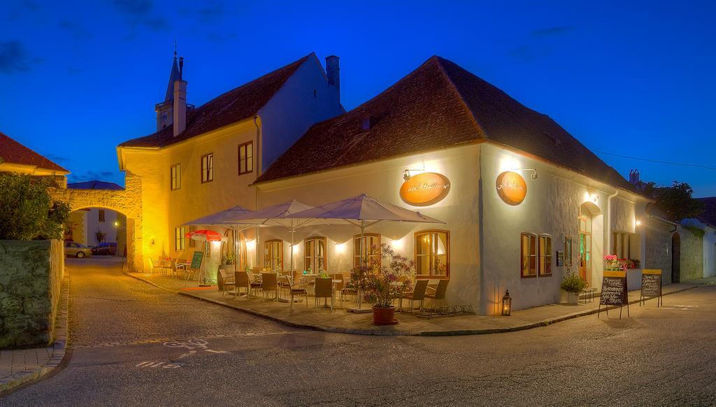 Unser Rosa Haus Fuer Sie Rust Exteriör bild